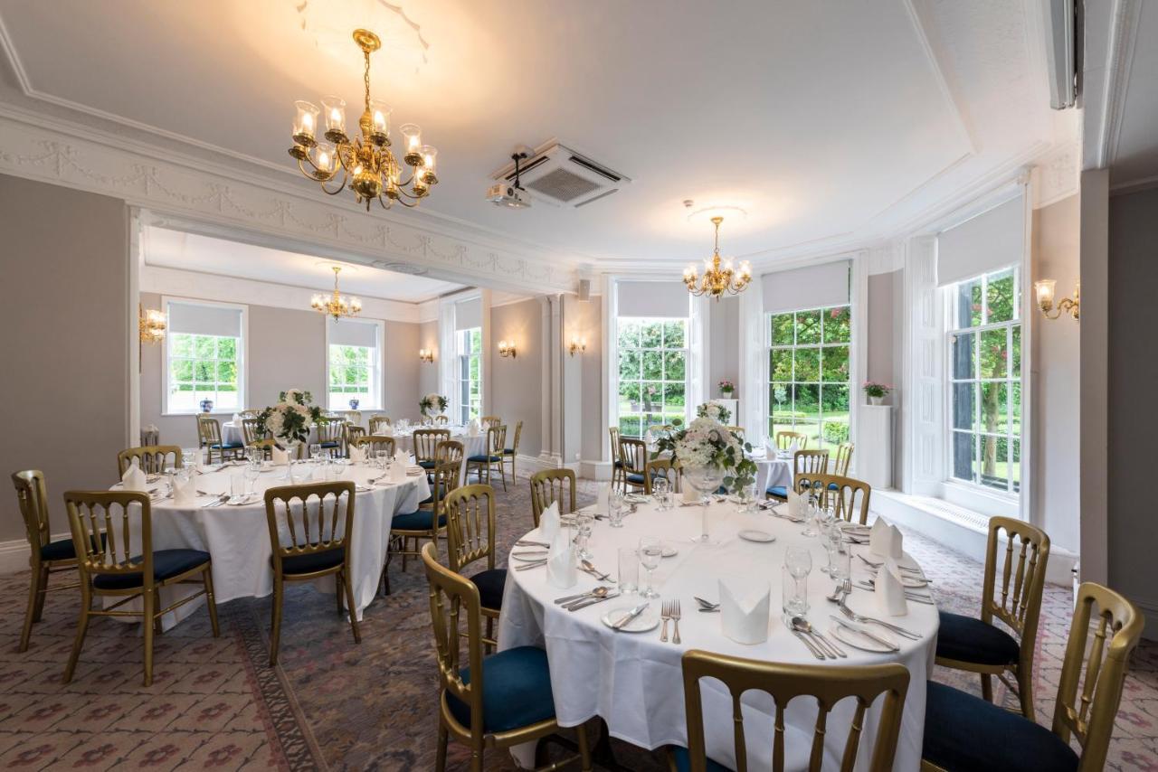 Statham Lodge Hotel Уоррингтон Экстерьер фото