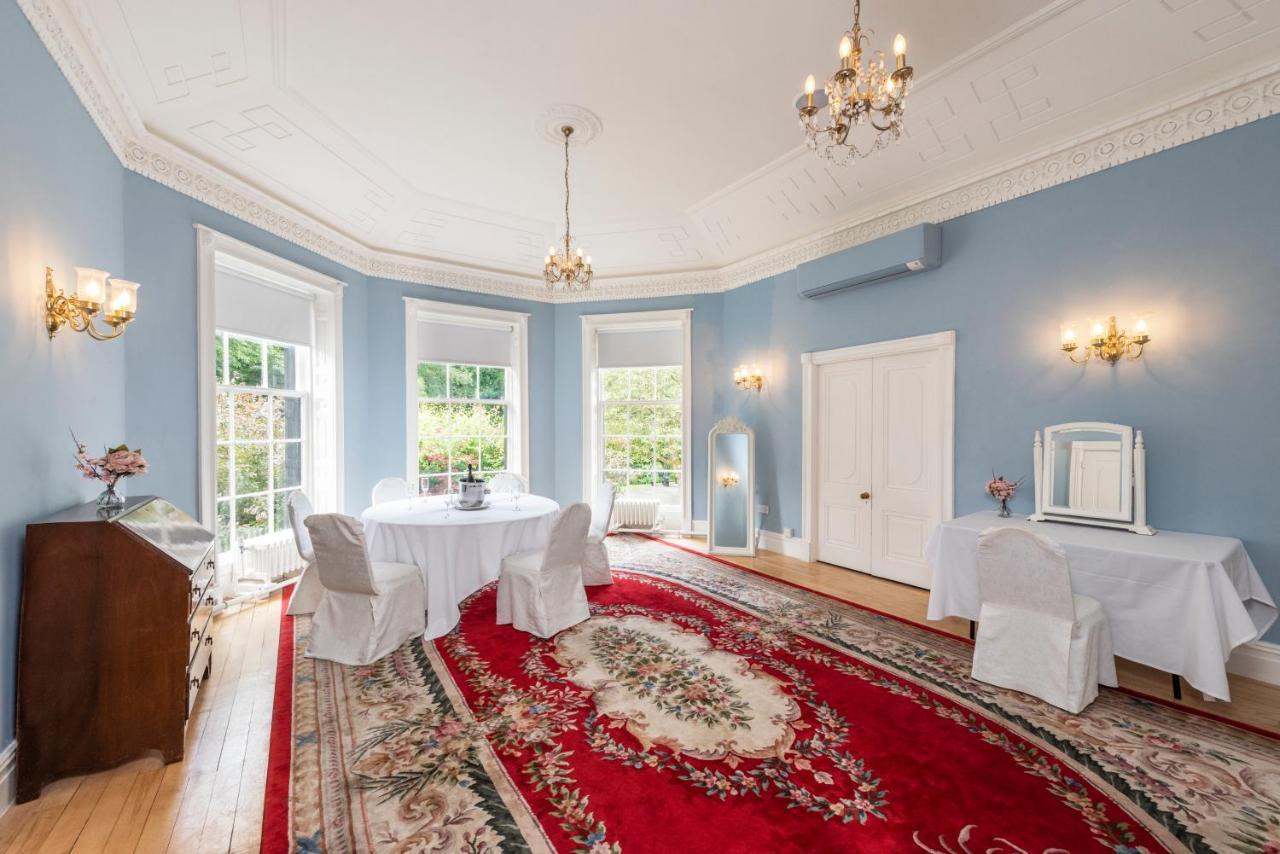 Statham Lodge Hotel Уоррингтон Экстерьер фото
