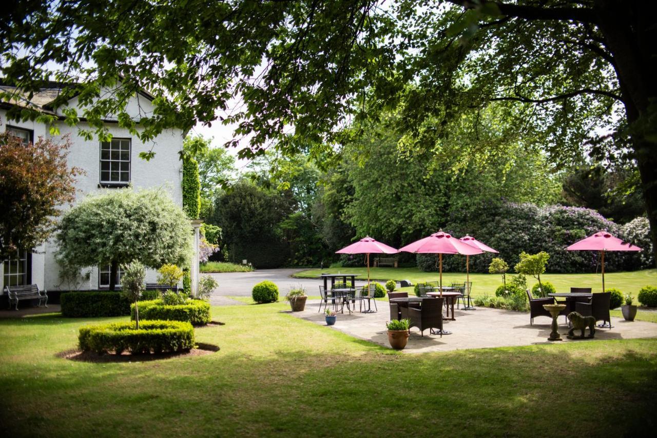 Statham Lodge Hotel Уоррингтон Экстерьер фото